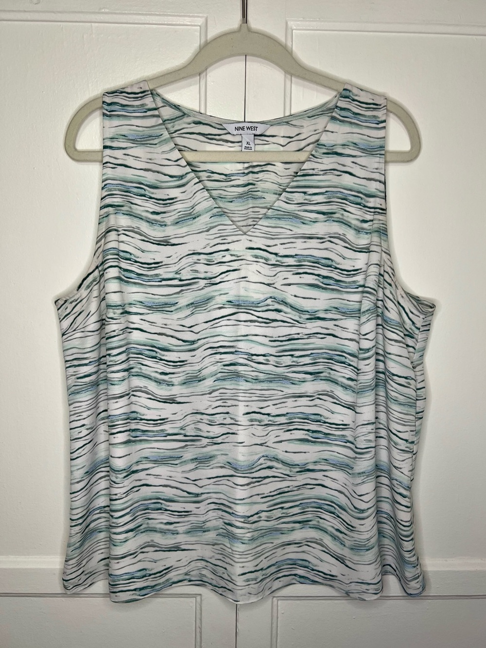 Women’s Nine West V-Neck Tank Top- Green Blue Waves | XL